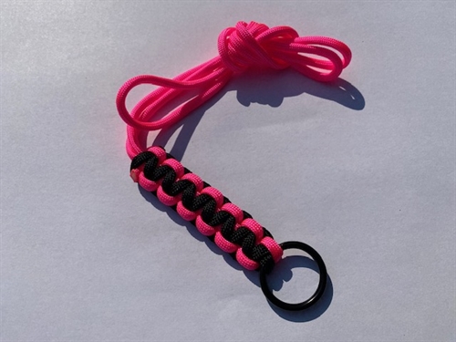 Fløjtesnor, Cobra Flettede med O ring - Neon Pink/Black